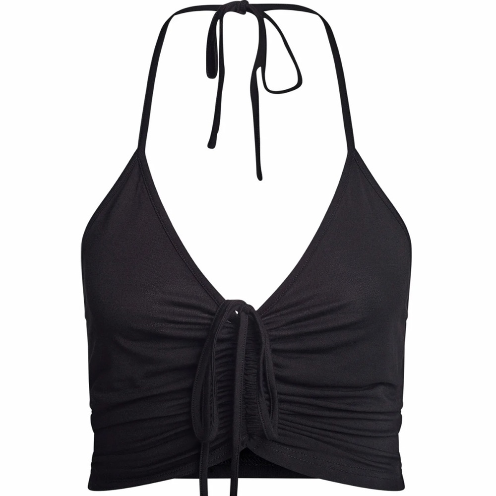 I am Gia black going out top